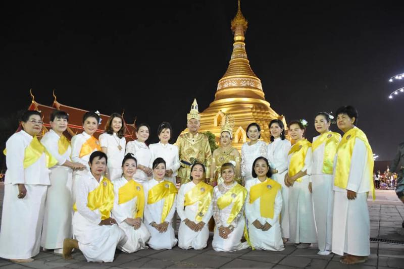 4. ร่วมพิธีเปิดงานนบพระเล่นเพลง ประจำปี 2563